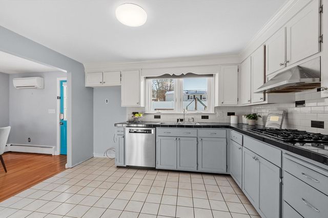 59 Nancy Ave, Peabody, MA 01960