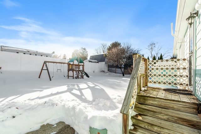 59 Nancy Ave, Peabody, MA 01960