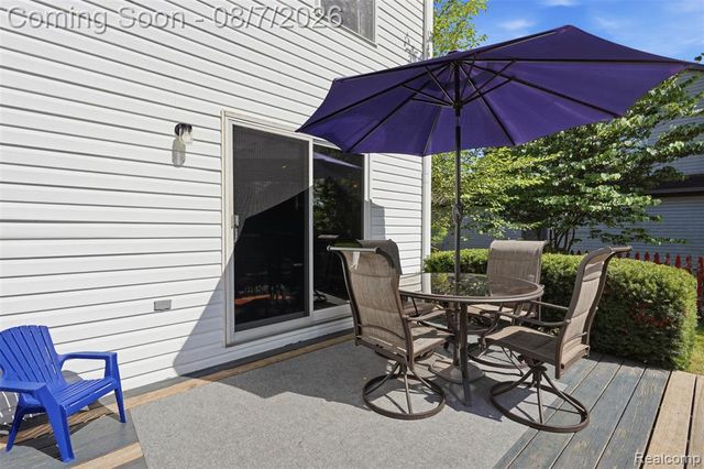 1124 Somerville Drive, Oxford, MI 48371
