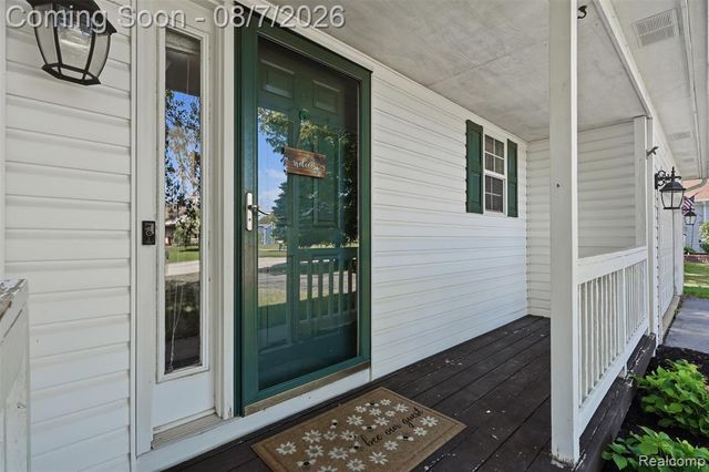 1124 Somerville Drive, Oxford, MI 48371
