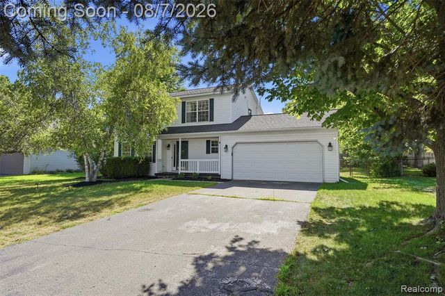 1124 Somerville Drive, Oxford, MI 48371