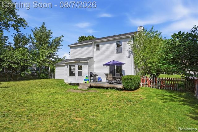 1124 Somerville Drive, Oxford, MI 48371