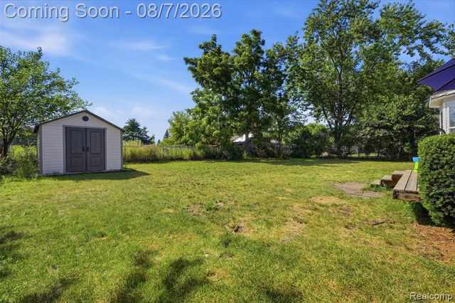 1124 Somerville Drive, Oxford, MI 48371