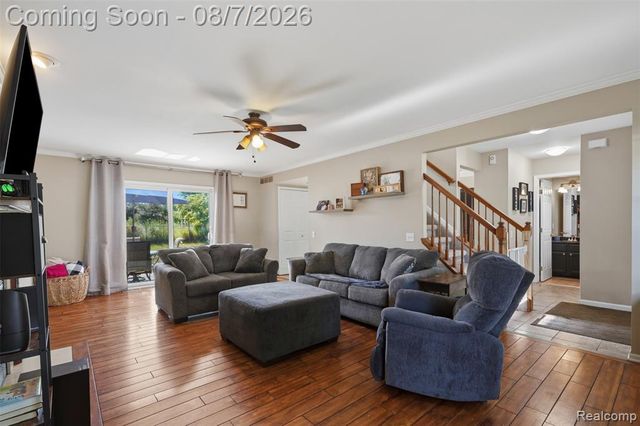 1124 Somerville Drive, Oxford, MI 48371