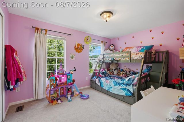 1124 Somerville Drive, Oxford, MI 48371