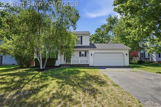 1124 Somerville Drive, Oxford, MI 48371