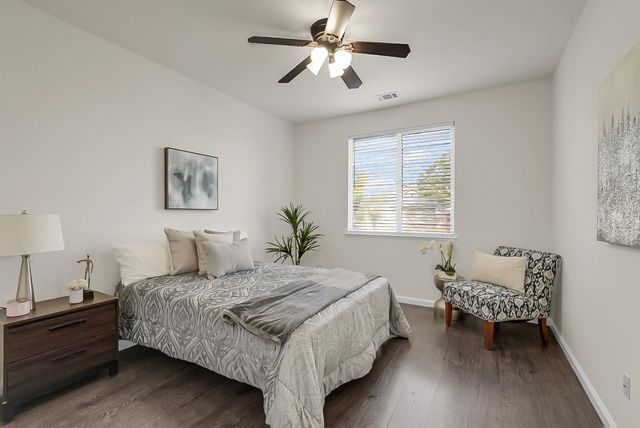 1543 Garold Ln, Manteca, CA 95337