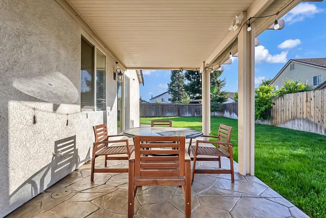 1543 Garold Ln, Manteca, CA 95337