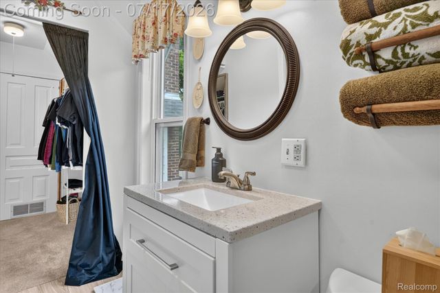 202 N Church Street, Vernon Village, MI 48476