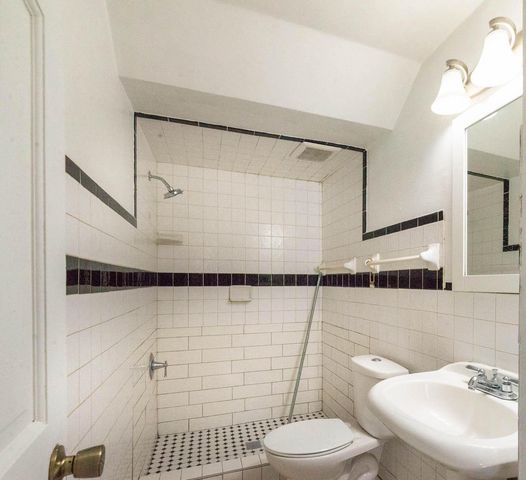 6504 22nd AVENUE, Kenosha, WI 53143