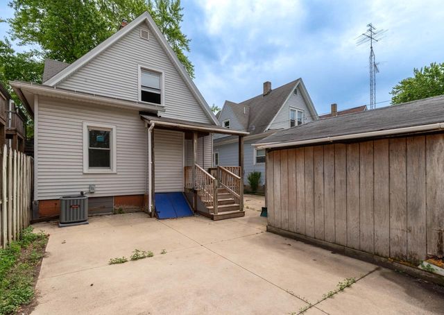 6504 22nd AVENUE, Kenosha, WI 53143