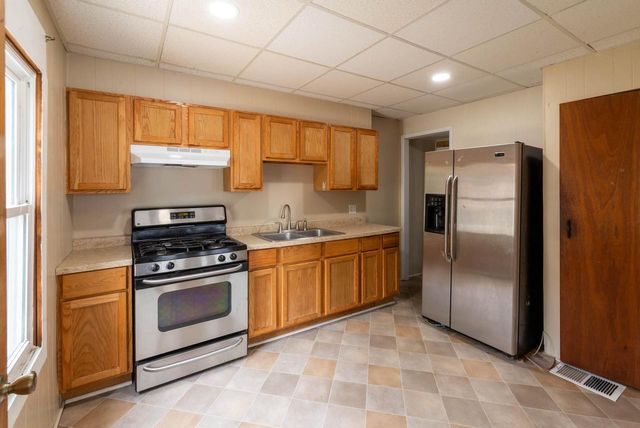 6504 22nd AVENUE, Kenosha, WI 53143