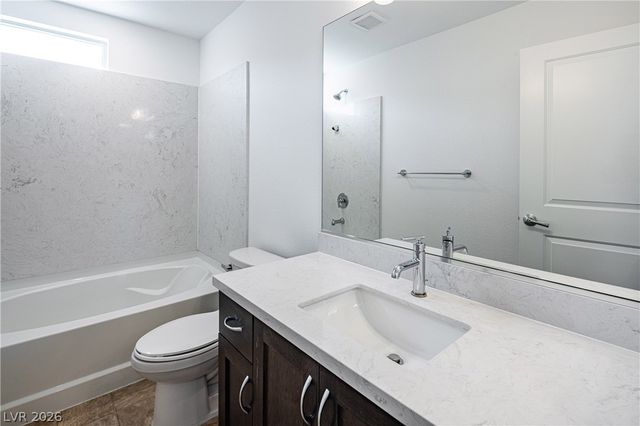 8040 Carpenter Creek Avenue, Las Vegas, NV 89113