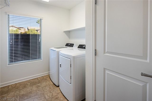 8040 Carpenter Creek Avenue, Las Vegas, NV 89113