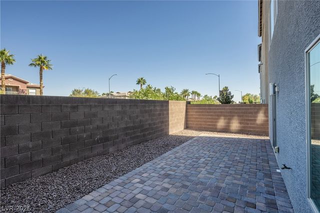 8040 Carpenter Creek Avenue, Las Vegas, NV 89113