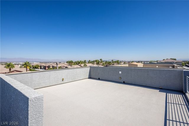 8040 Carpenter Creek Avenue, Las Vegas, NV 89113