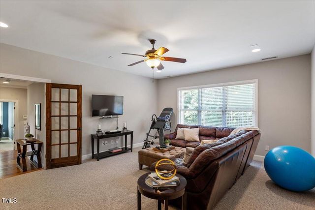 124 Dartmoor Lane, Raleigh, NC 27614