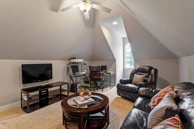 124 Dartmoor Lane, Raleigh, NC 27614