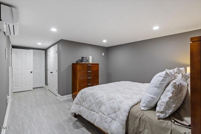 124 Dartmoor Lane, Raleigh, NC 27614