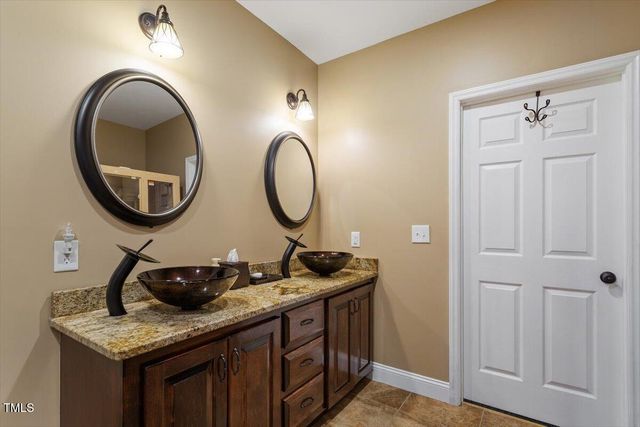 124 Dartmoor Lane, Raleigh, NC 27614