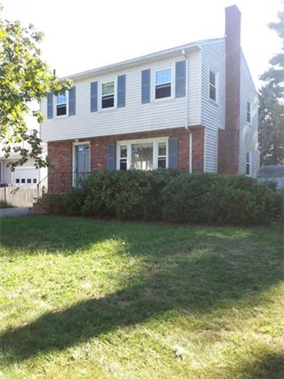 18 Kingsland Road Single, Boston, MA 02132