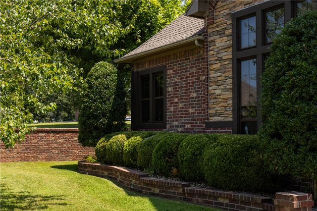 3291 Willow Bend Circle, Springdale, AR 72762
