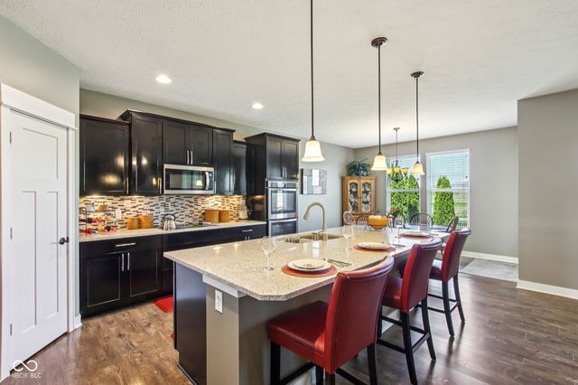 16152 Sedalia Drive, Fishers, IN 46040