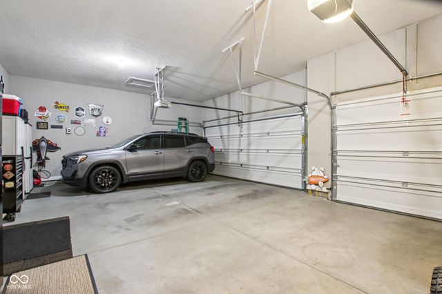 16152 Sedalia Drive, Fishers, IN 46040