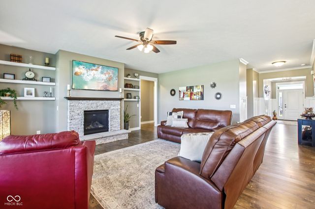 16152 Sedalia Drive, Fishers, IN 46040