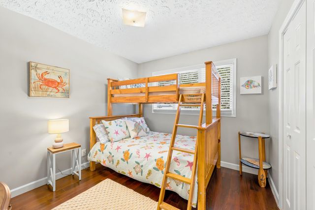 1622 25th Ave. N, North Myrtle Beach, SC 29582