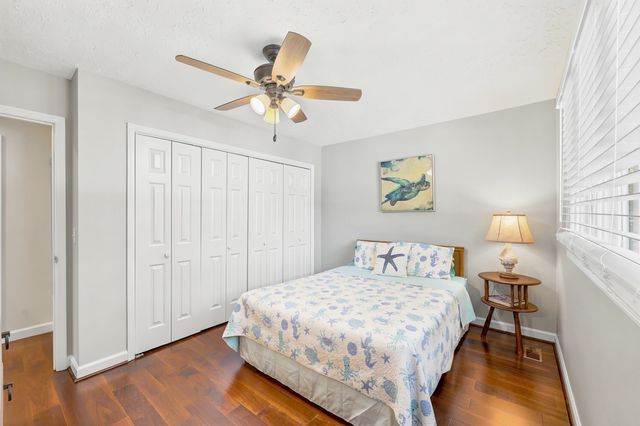1622 25th Ave. N, North Myrtle Beach, SC 29582