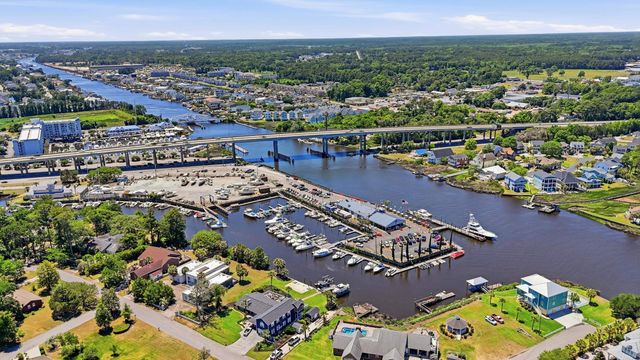 1622 25th Ave. N, North Myrtle Beach, SC 29582