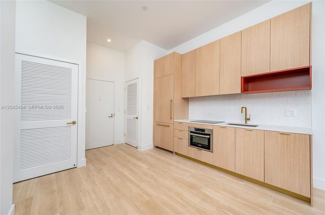 90 NE 32 Street 1106, Miami, FL 33137
