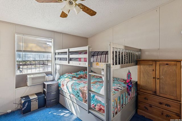 4646 Eichman, Von Ormy, TX 78073