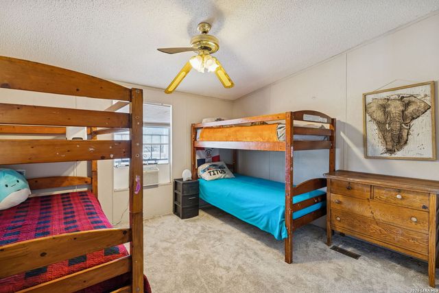 4646 Eichman, Von Ormy, TX 78073