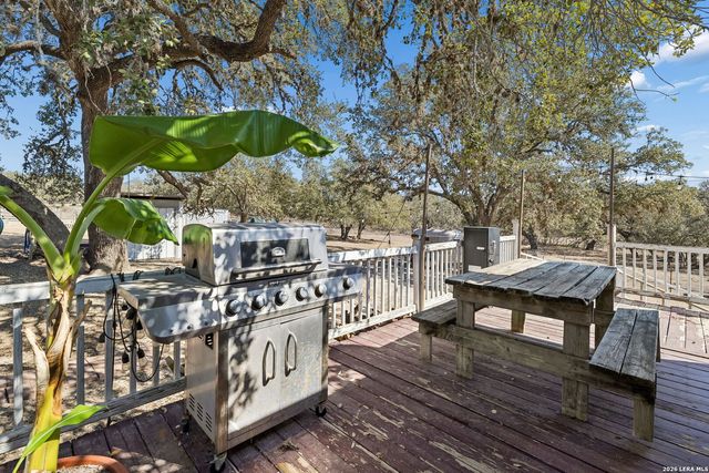 4646 Eichman, Von Ormy, TX 78073