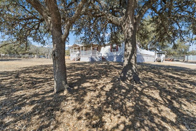 4646 Eichman, Von Ormy, TX 78073