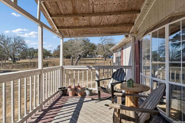 4646 Eichman, Von Ormy, TX 78073