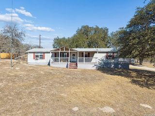 4646 Eichman, Von Ormy, TX 78073