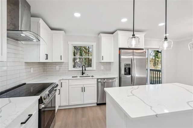 4 Mobley SE Drive, Atlanta, GA 30315