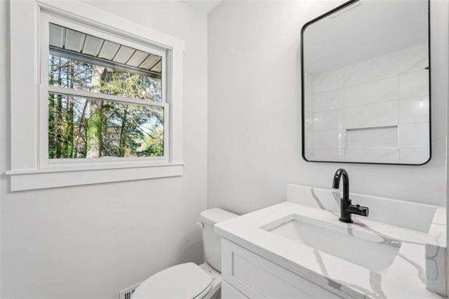 4 Mobley SE Drive, Atlanta, GA 30315