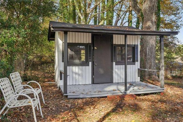 4 Mobley SE Drive, Atlanta, GA 30315