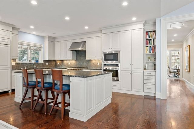 1 Pine Summit 1, Weston, MA 02493