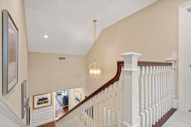 1 Pine Summit 1, Weston, MA 02493