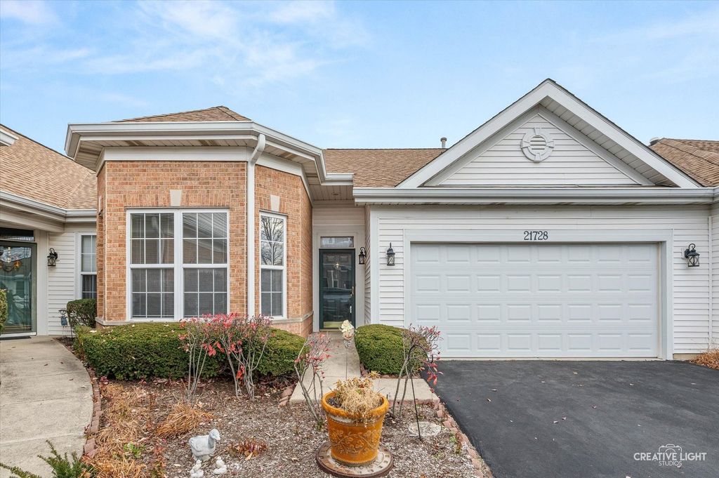 21728 W Empress Lane, Plainfield, IL 60544