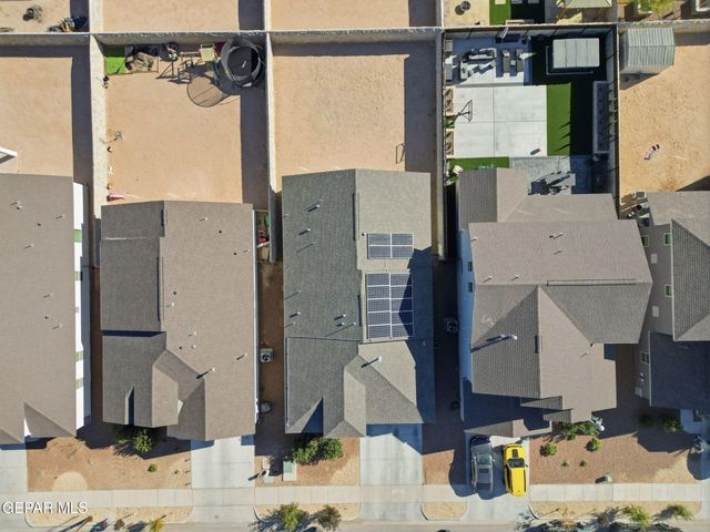 1052 Summer Breeze Place, El Paso, TX 79928