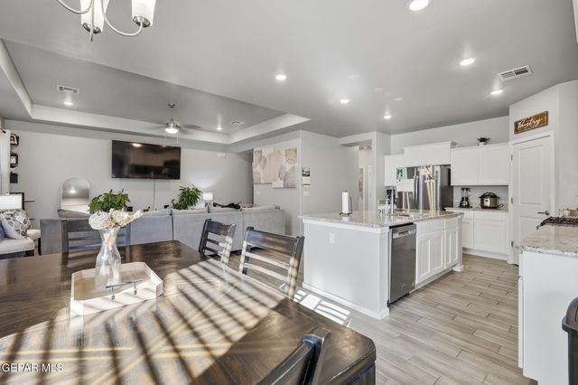 1052 Summer Breeze Place, El Paso, TX 79928