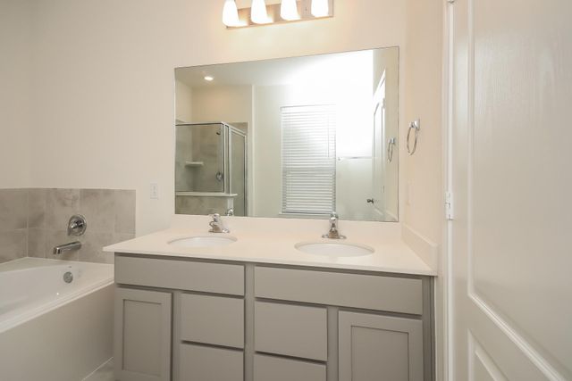 22211 Davenport Downs Lane, Richmond, TX 77469