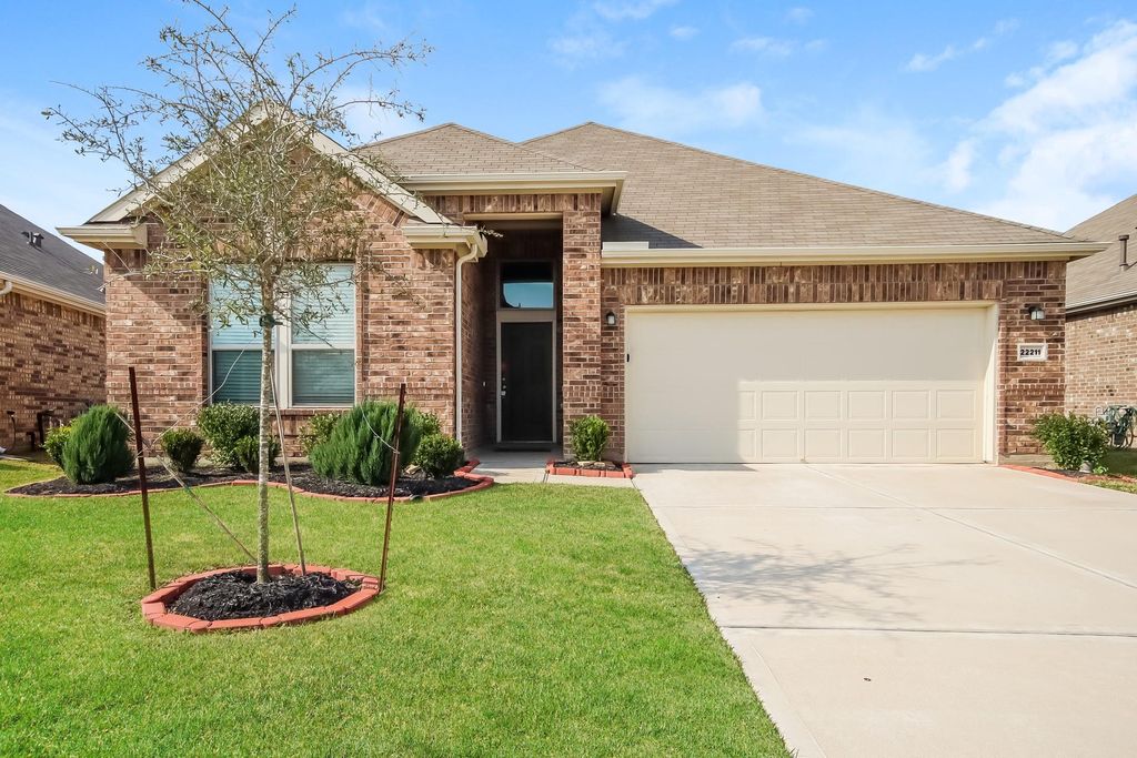 22211 Davenport Downs Lane, Richmond, TX 77469