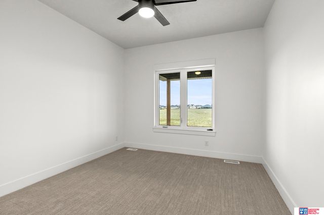 3639 Wilderness Hills Boulevard, Lincoln, NE 68516